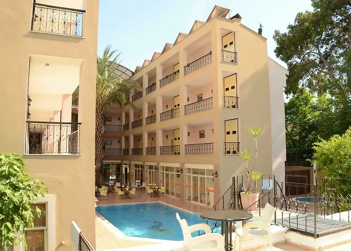 Botanik Park Hotel 3*