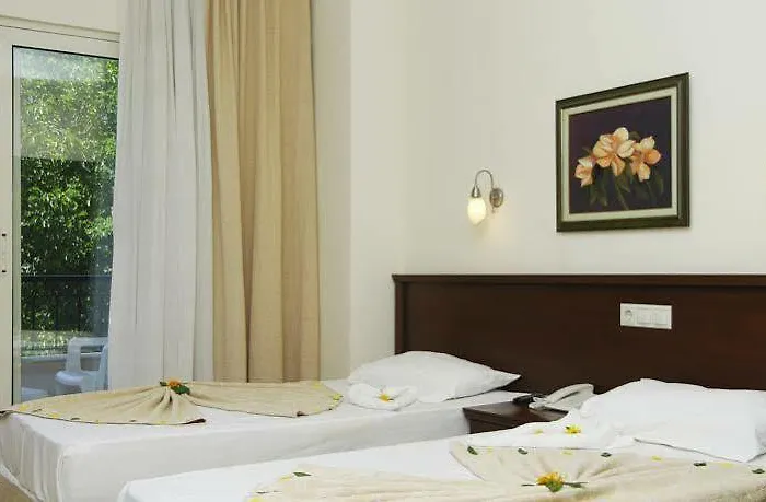 Botanik Park Hotell 3*