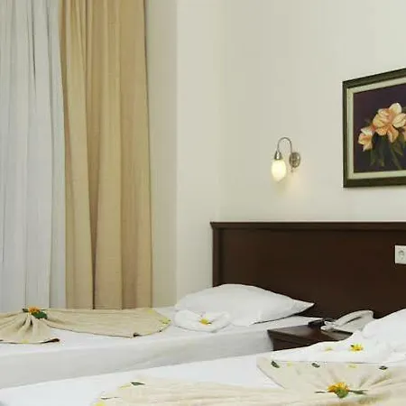 Botanik Park Hotel 3*