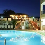 Botanik Park ケメル