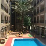 Botanik Park 3*